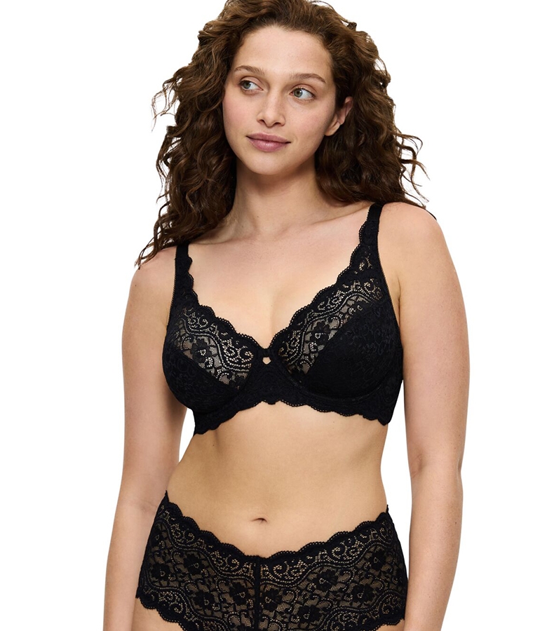 BLACK 0004